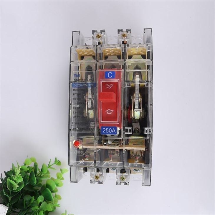 Mold Case Circuit Breaker high quality